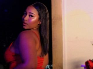 Profilbilde av CateleyaRuiz webkamera modell