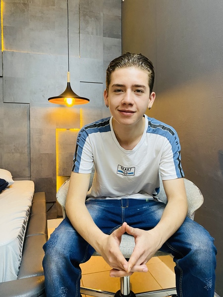 Utøver JustinnMitchell Bilde 4