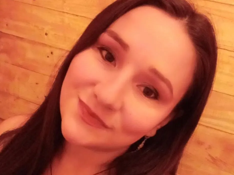 Image de profil du modèle de webcam LindaGomezz