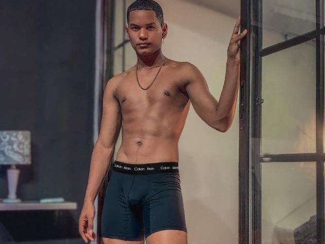 bbcleito profilbild på webbkameramodell