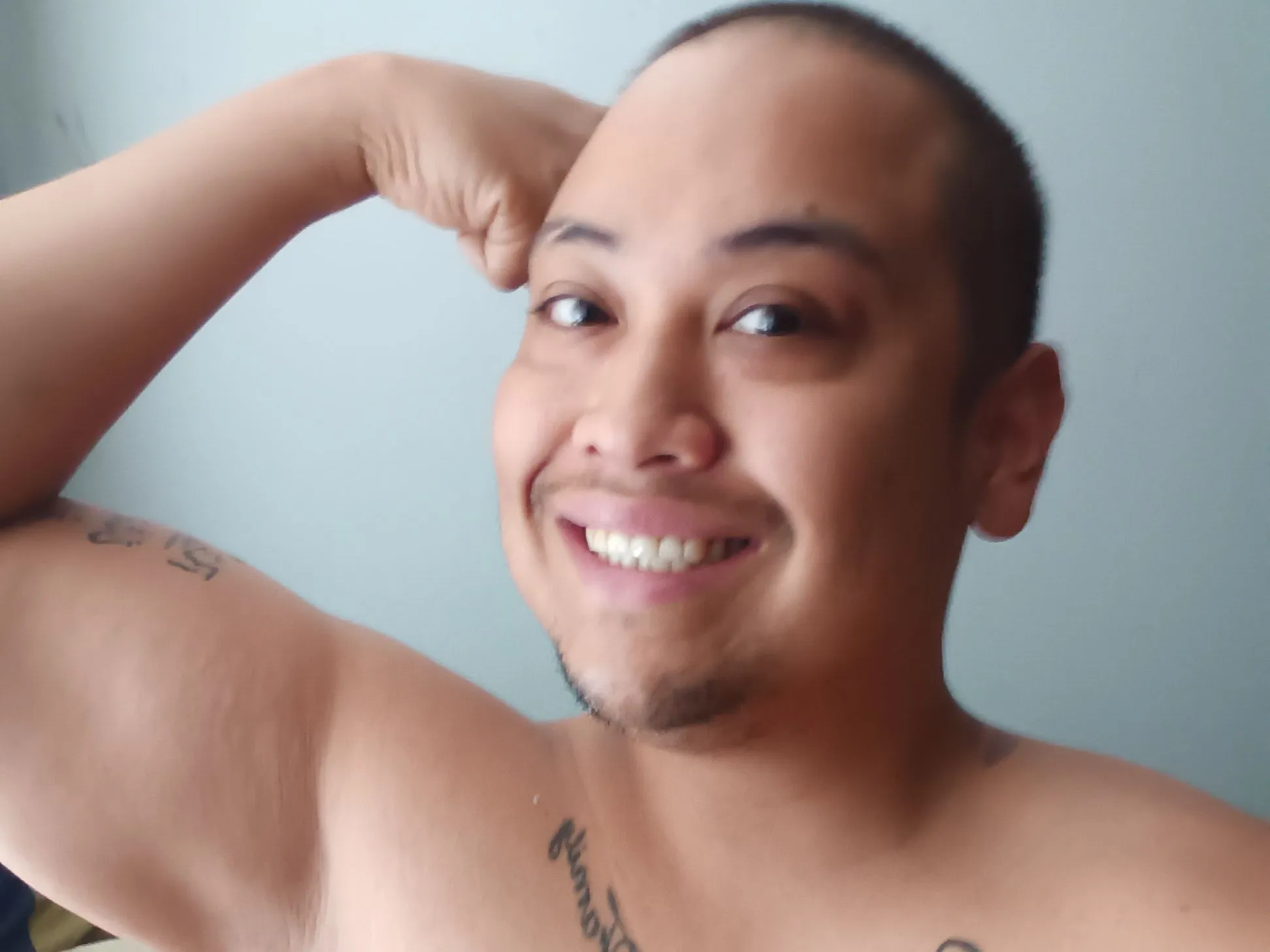 Kungpaopeach cam model profile picture