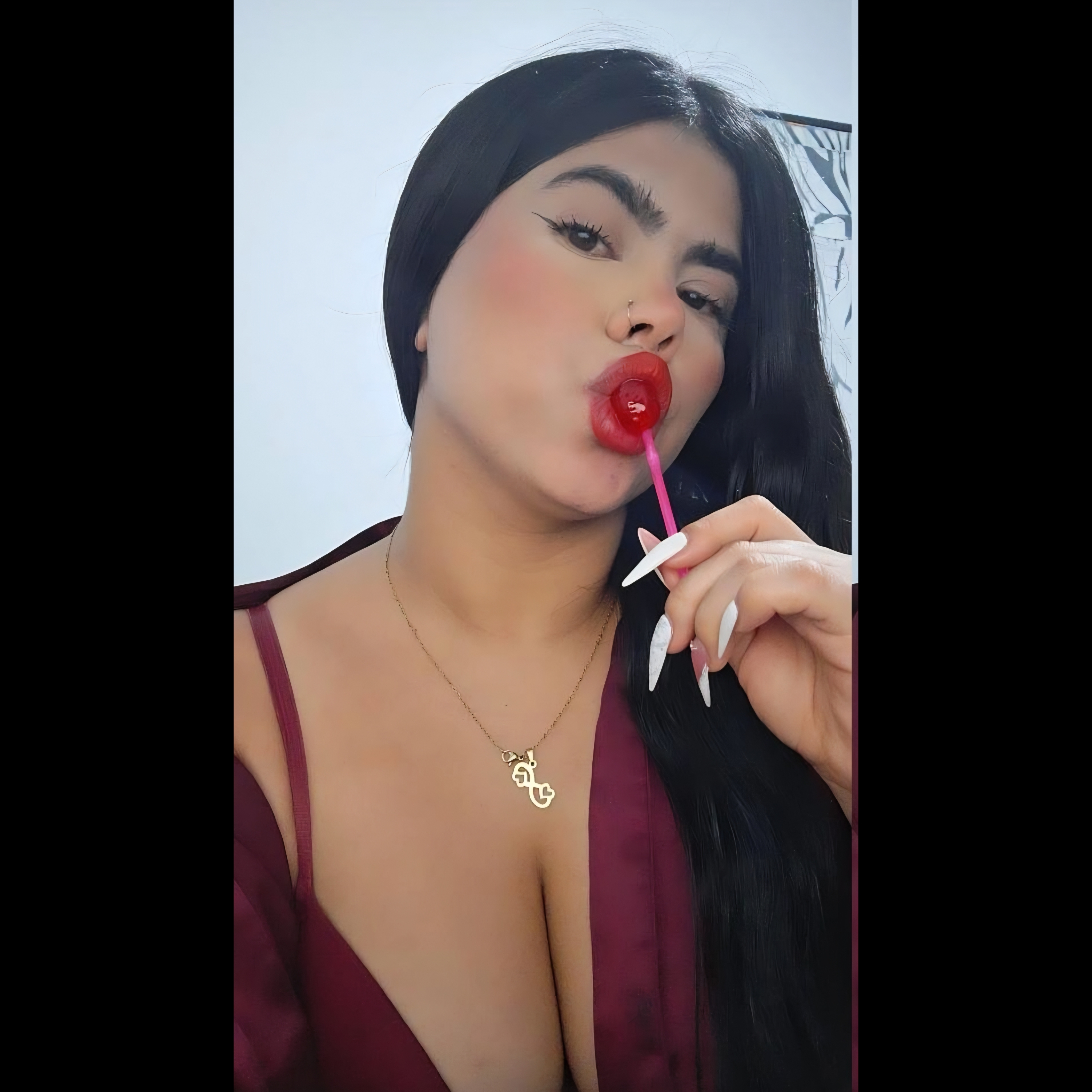 Intérprete NaughtyPetiteGirl Foto 6