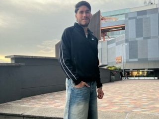 MaxRey2001 profilbild på webbkameramodell