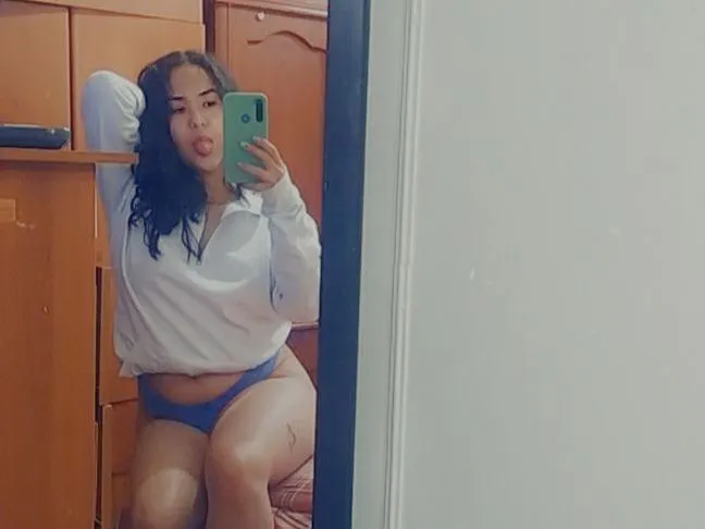 Foto de perfil de modelo de webcam de alexxagomez