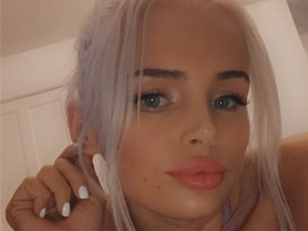 Britbarbie cam model profile picture