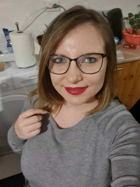 Performer KlassyJoanne Photo 4