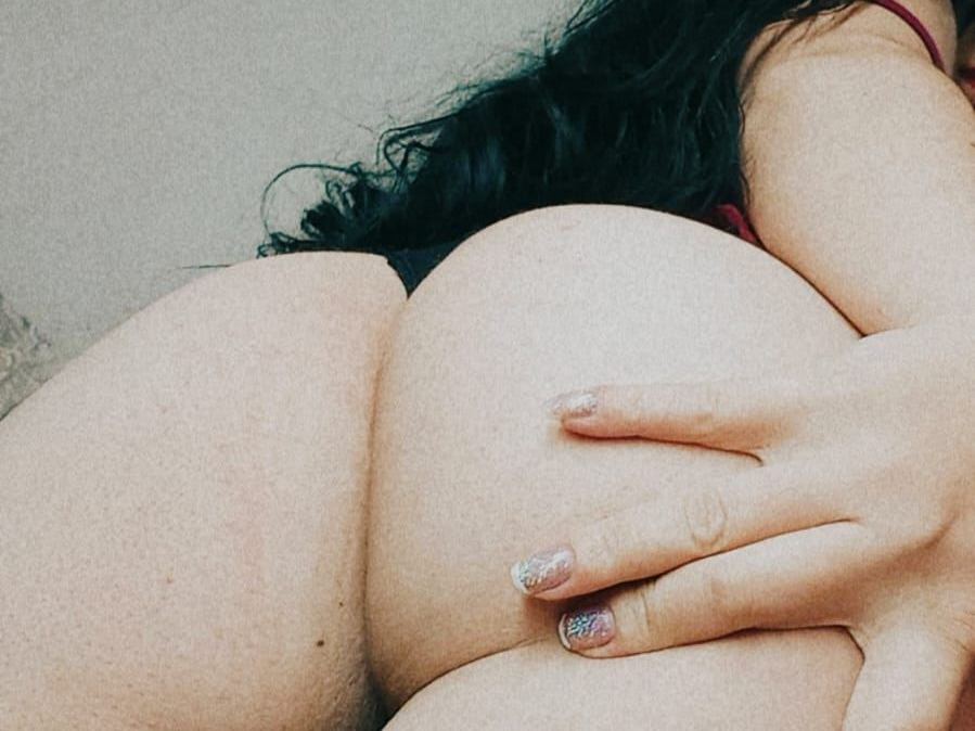 JULYHAIRYWETdirty profilbild på webbkameramodell