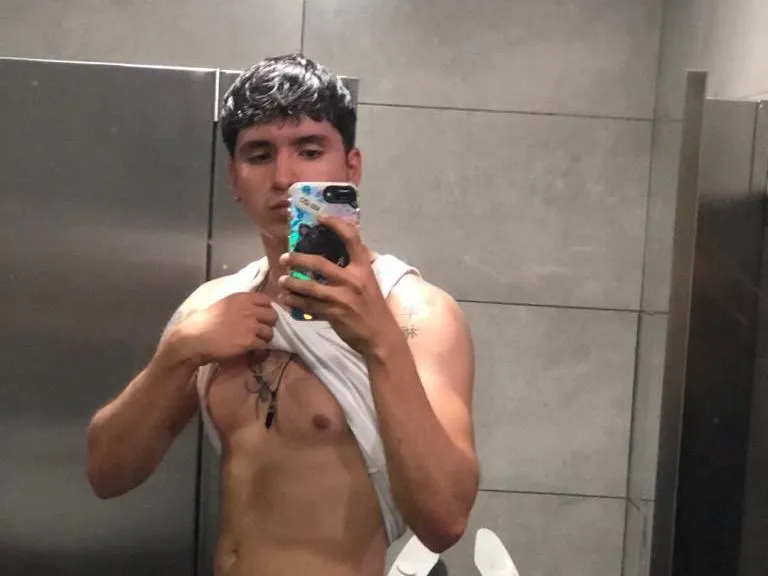 zackvega immagine del profilo del modello di cam