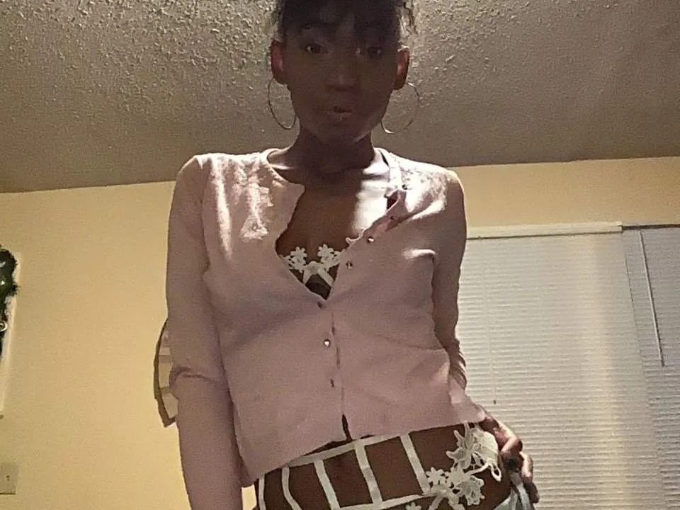 PrincessCocoaButterfly profilbild på webbkameramodell
