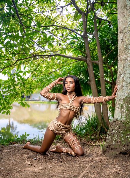 Artist CassandraVegga Foto 6