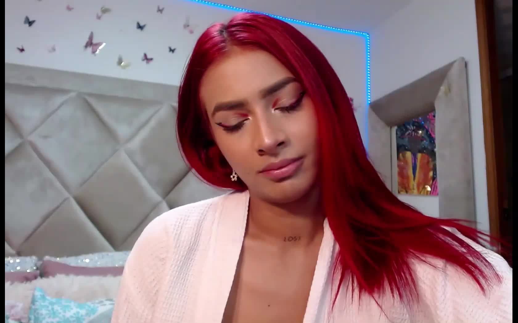 Artist VayolettLove Video 1