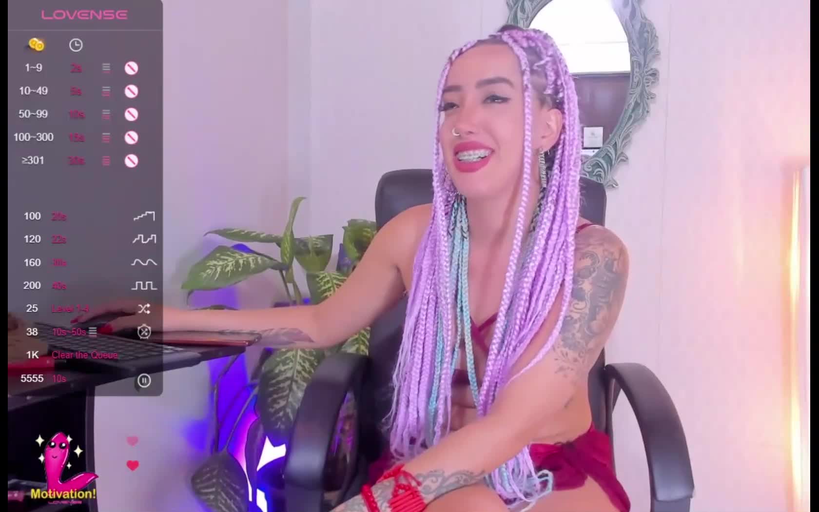 Performer sofhieroberts Video 1