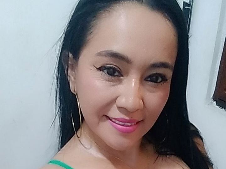 ONAYARUIZ profielfoto van cam model 