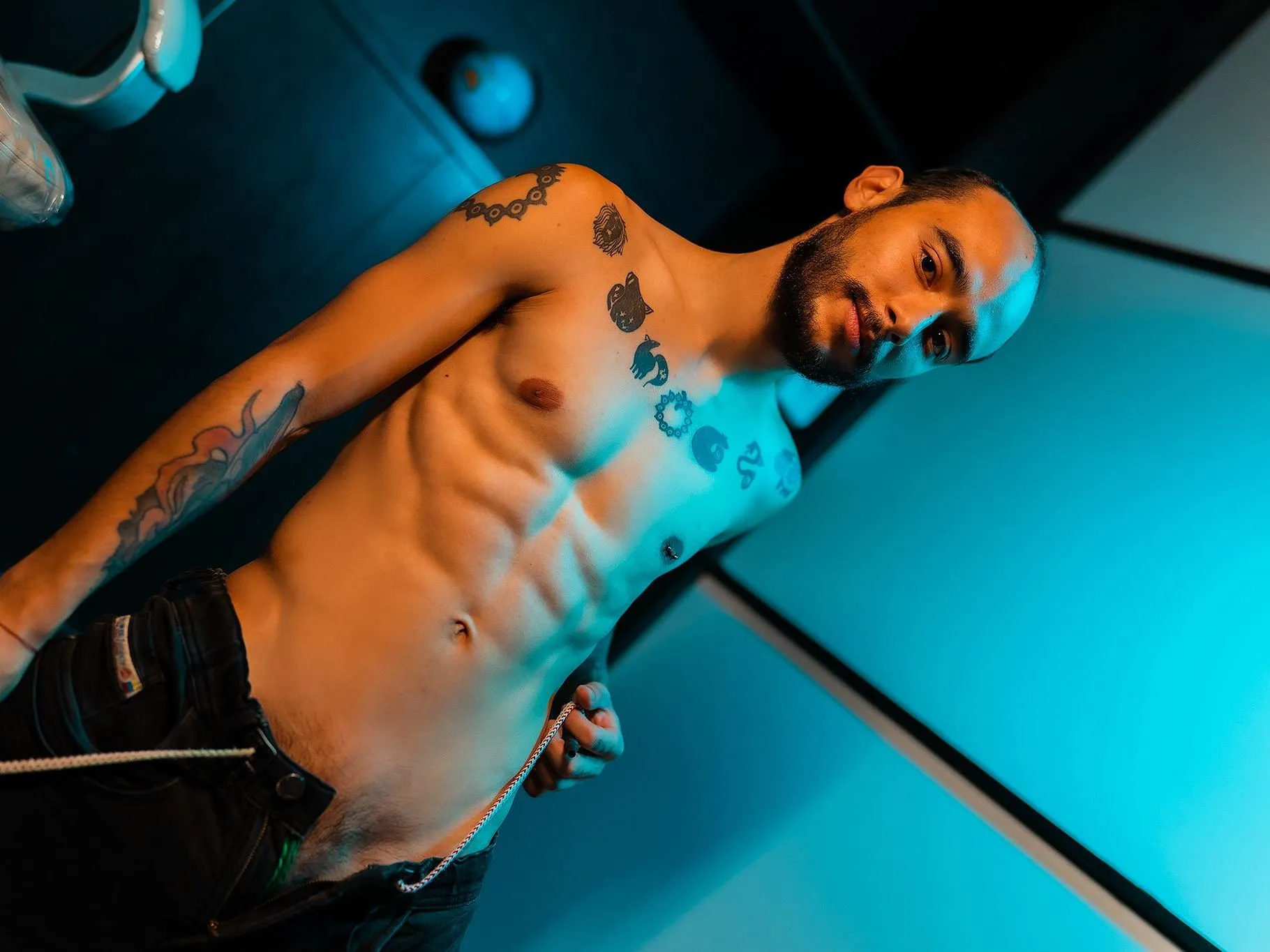 SebasFoster profielfoto van cam model