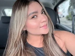 Imagen de perfil de modelo de cámara web de CamilaChanel