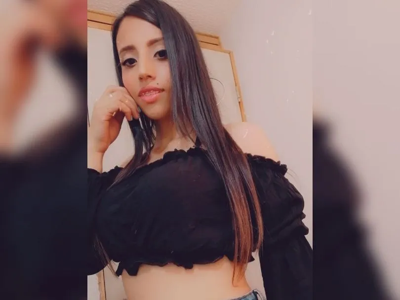 AnnyCumMC profilbild på webbkameramodell