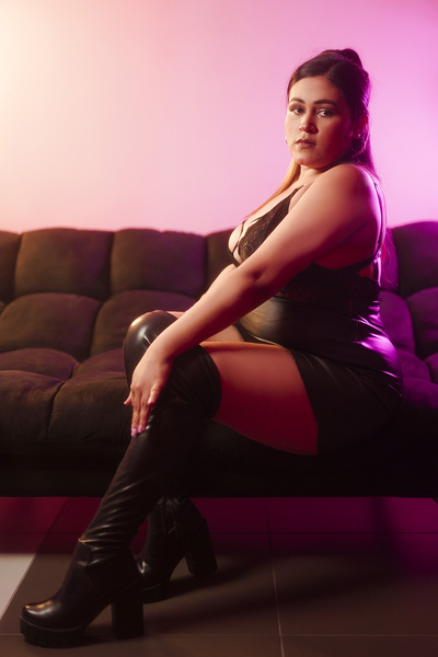 Performer SalomeAdamss Photo 2