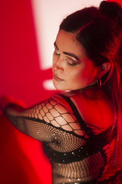 Performer SalomeAdamss Photo 3