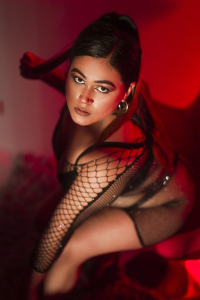 Performer SalomeAdamss Photo 4