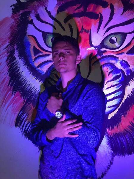 Performer SantiagoColiin Photo 9