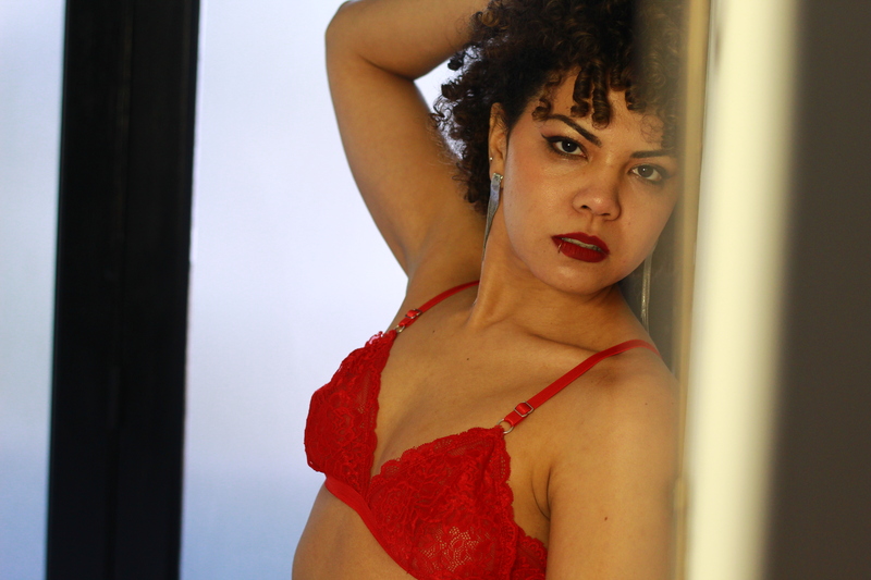 Performer GinaReyes Photo 8