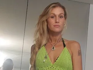 LucilleVybes profilbild på webbkameramodell