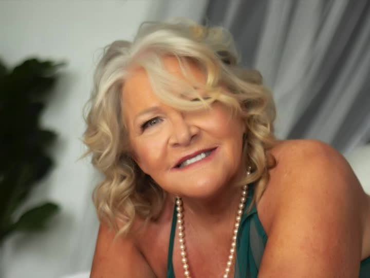 ohlalaolivia profielfoto van cam model