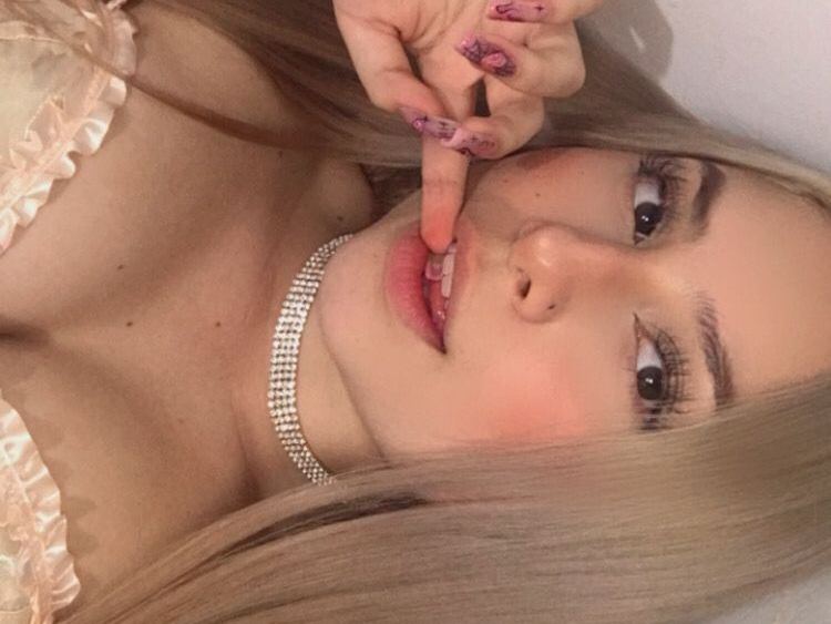 Foto de perfil de modelo de webcam de Hollywould333