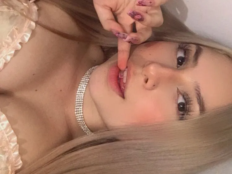 Foto de perfil de modelo de webcam de Hollywould333