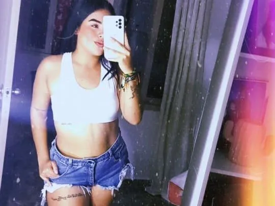 ELLYNSWEET profielfoto van cam model