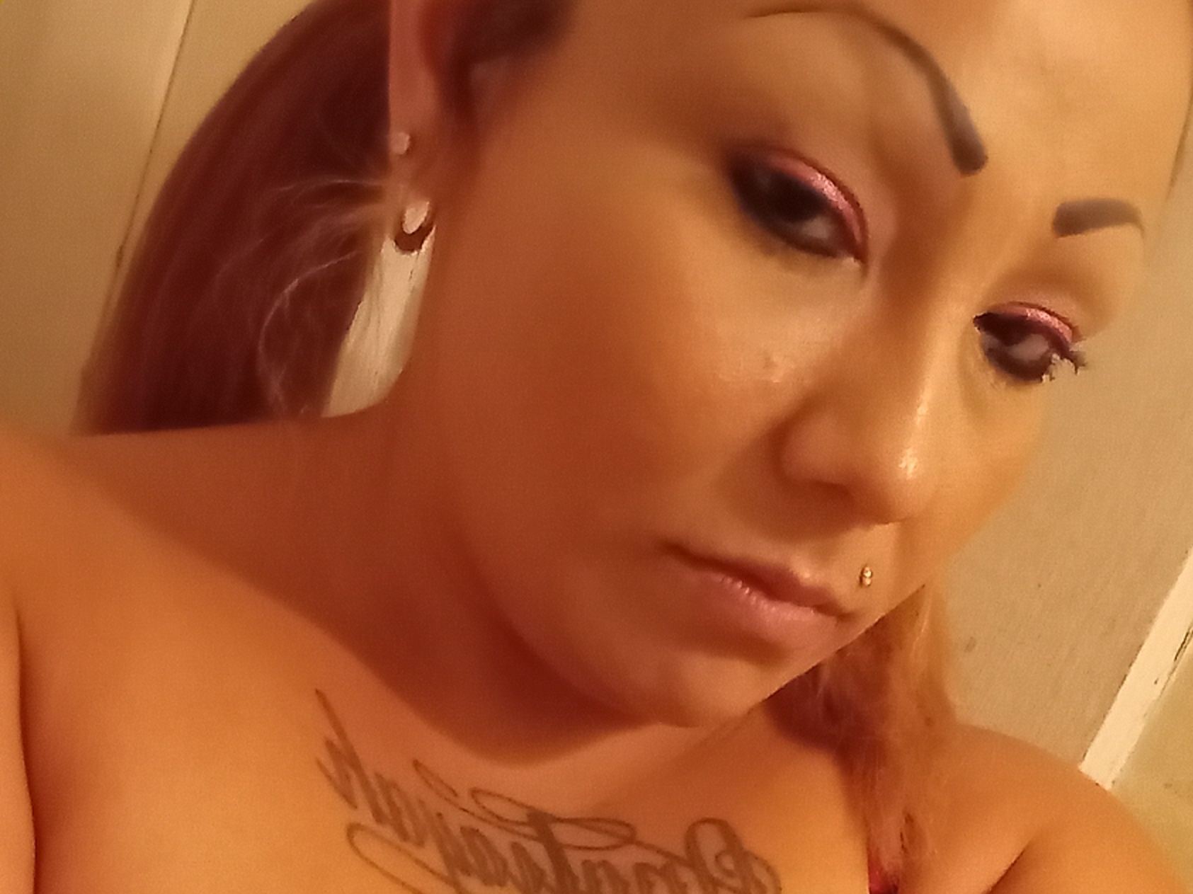 Image de profil du modèle de webcam amillionstAxxx