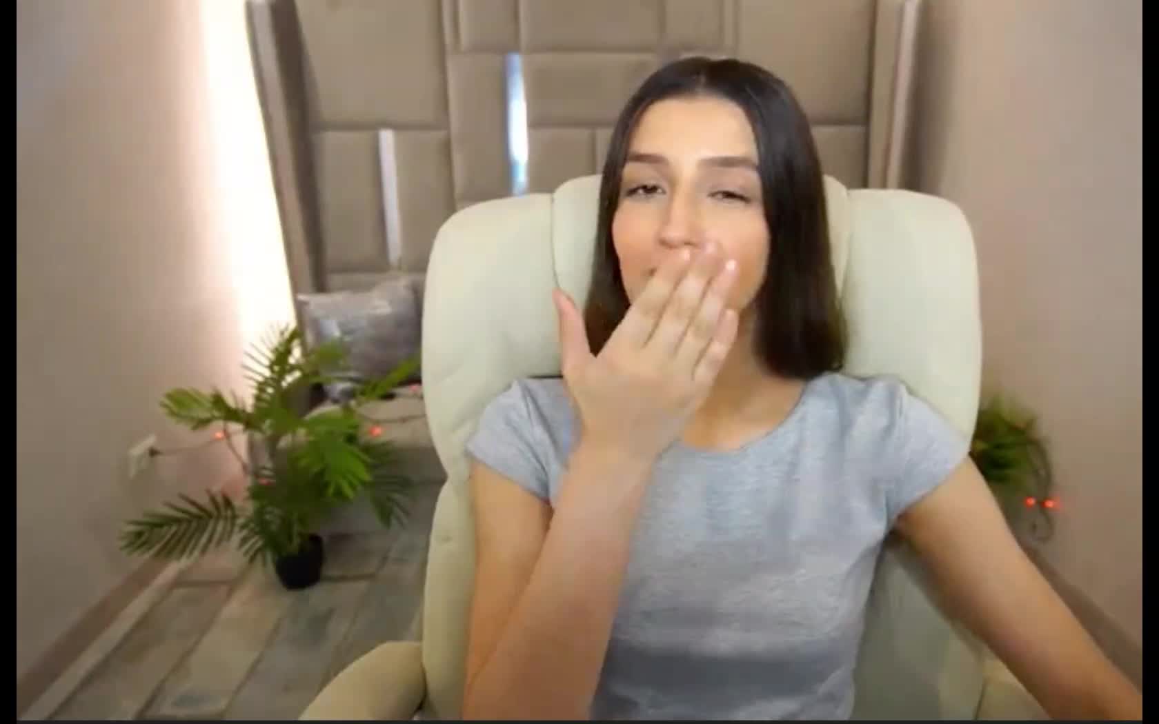 Interprète DaisyShinee Vidéo 1