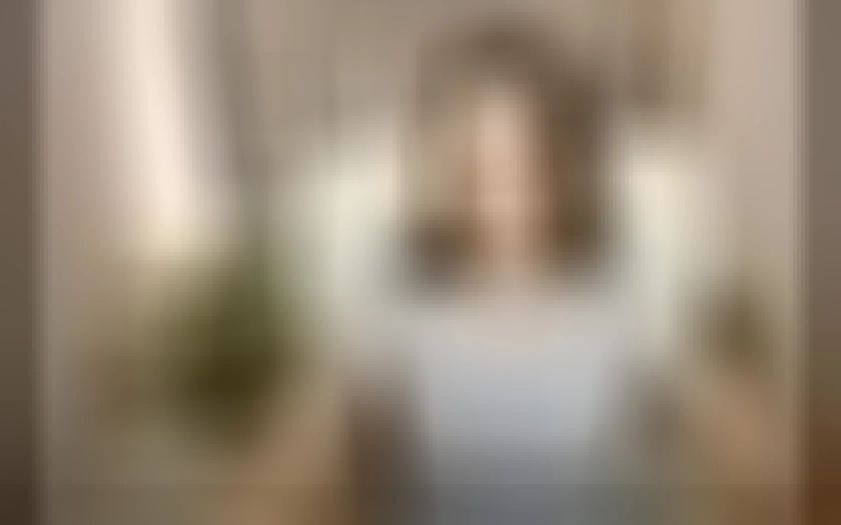 Interprete DaisyShinee Video 1