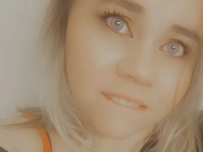 ThickMilk profielfoto van cam model