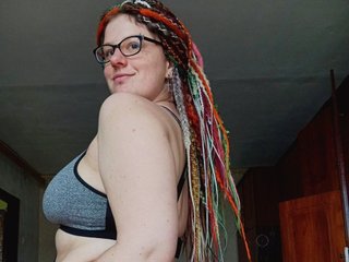 AliceJellyBerry cam model profile picture