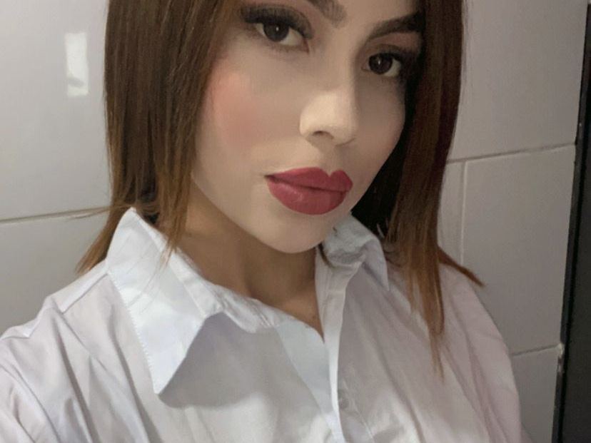 Imagen de perfil de modelo de cámara web de MiaSweeth