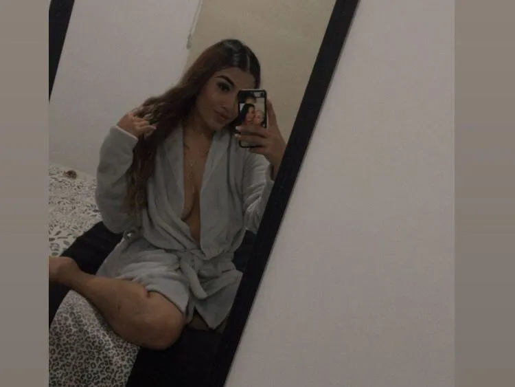 NiaKorsh profielfoto van cam model