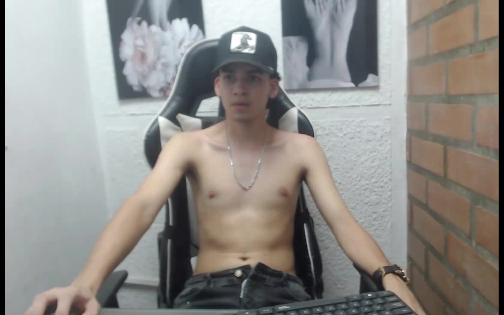 Artist Mike233 Video 2