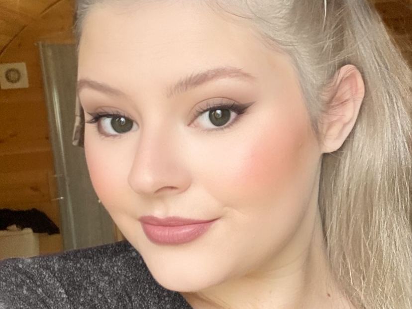 VerityxUK profilbild på webbkameramodell