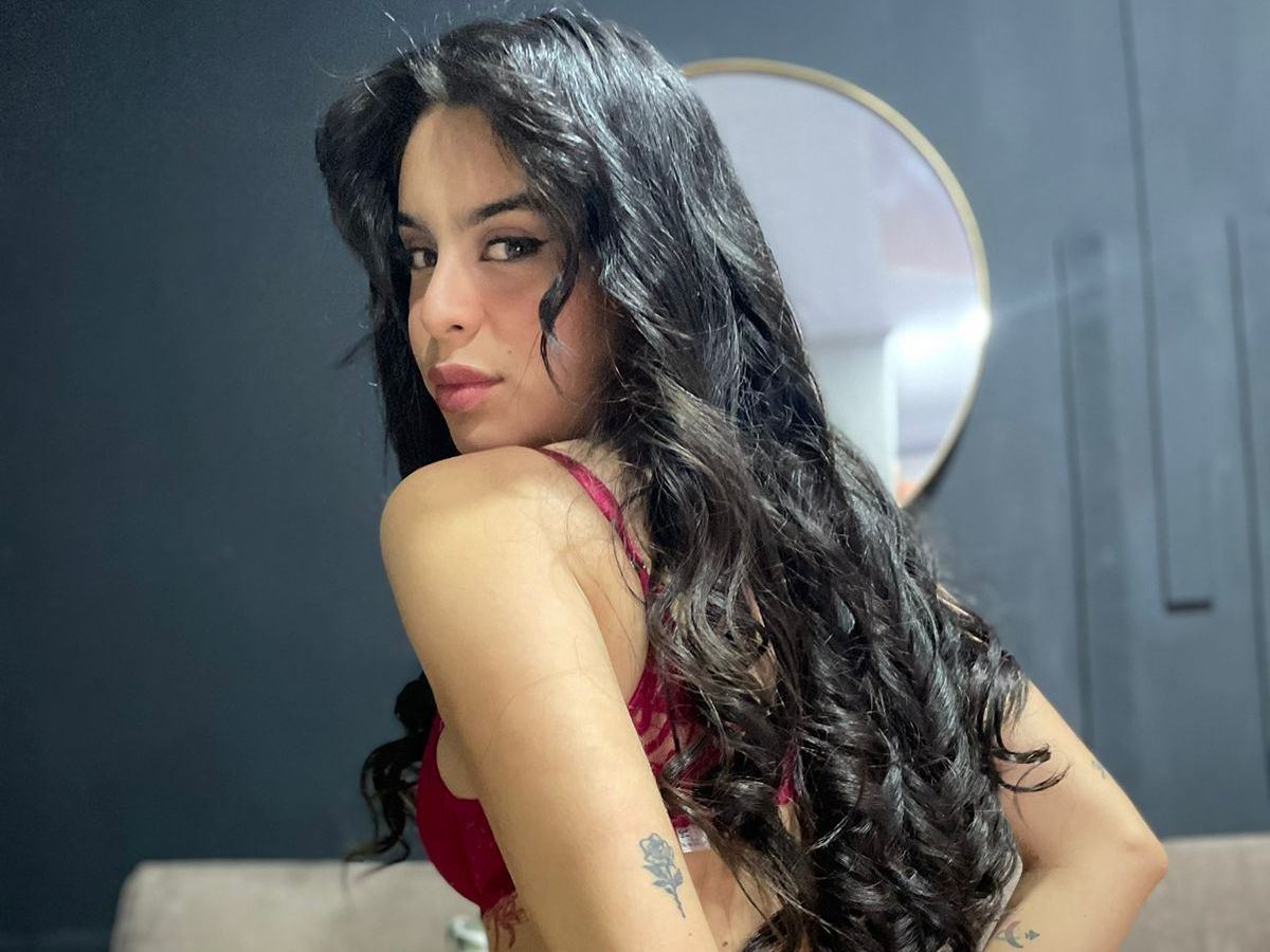 Image de profil du modèle de webcam Camila1208