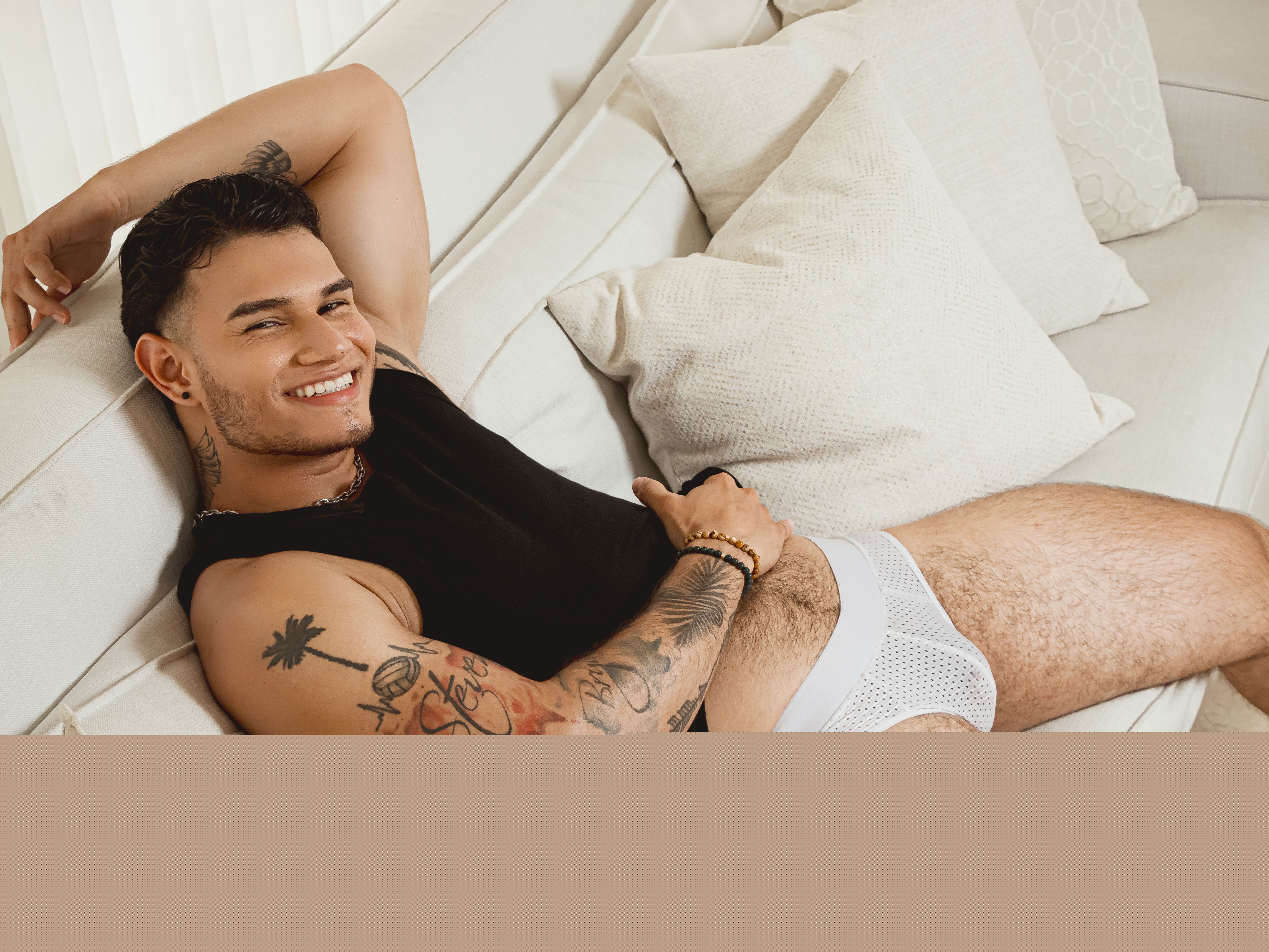 mikeallenn profielfoto van cam model