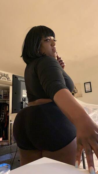 Artiest ThickBella Foto 11