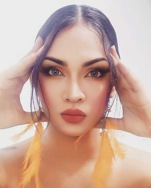 Artist AshlyStunning Foto 4