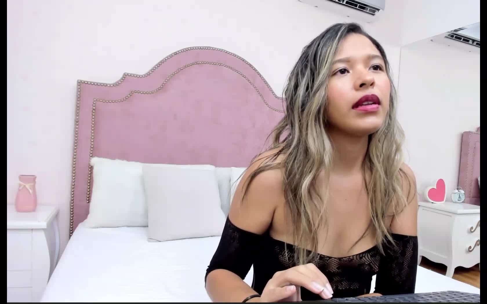 Intérprete MolliFlowers Video 1