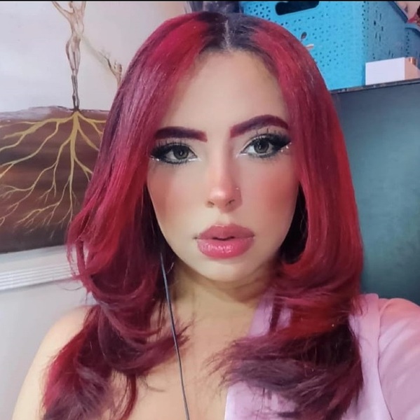 Intérprete MiaaPierce Foto 6