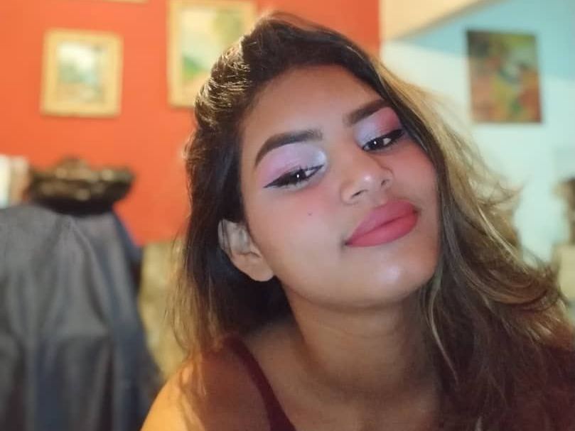 MollyBecker profilbild på webbkameramodell