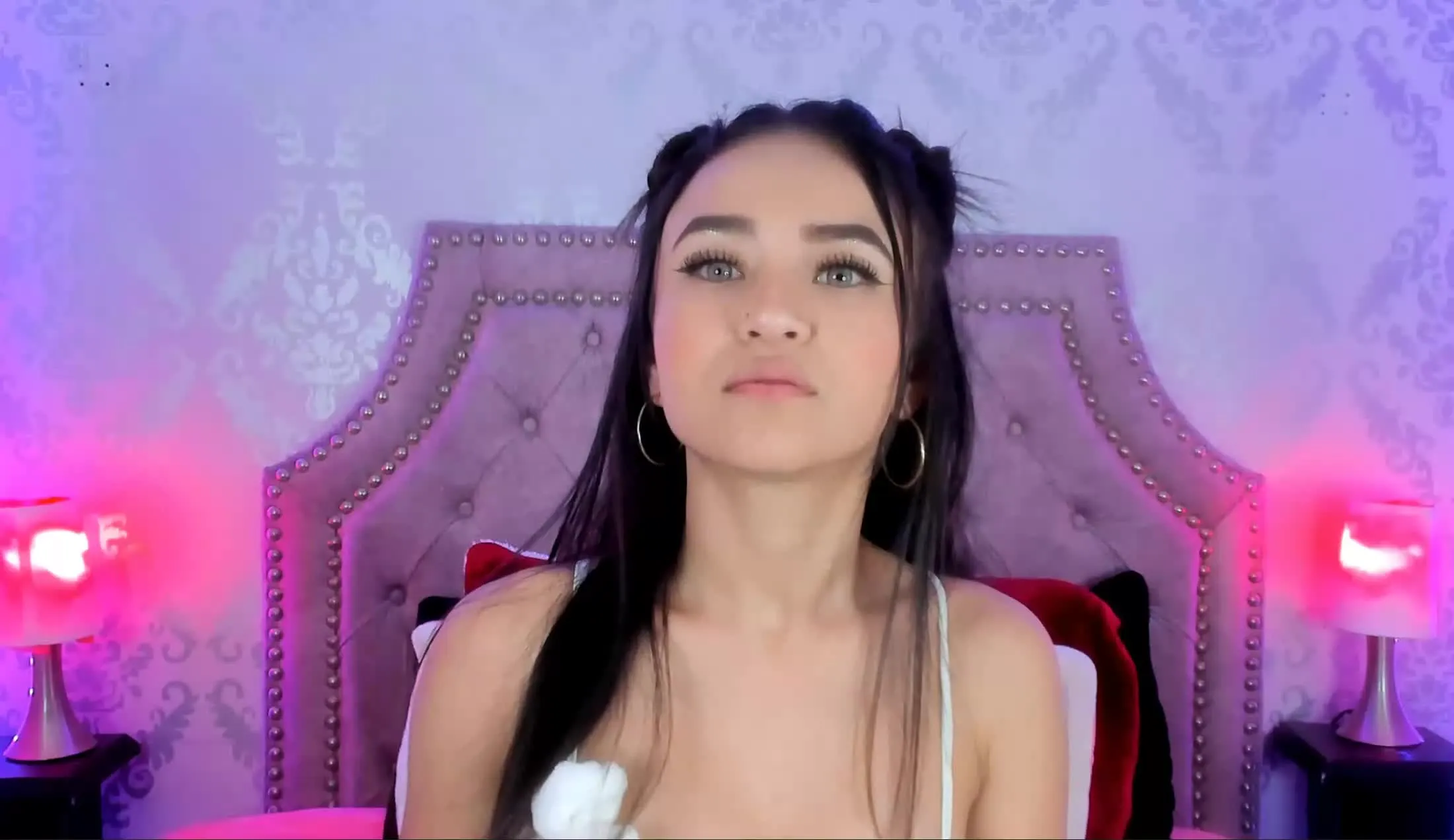 Interprete AngelynDupont Video 1