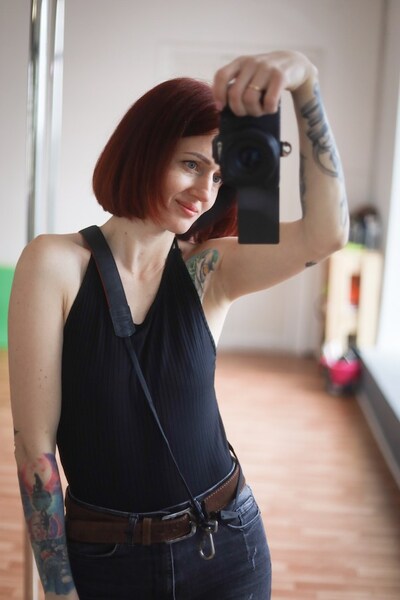 Performer JannyEliza Photo 8