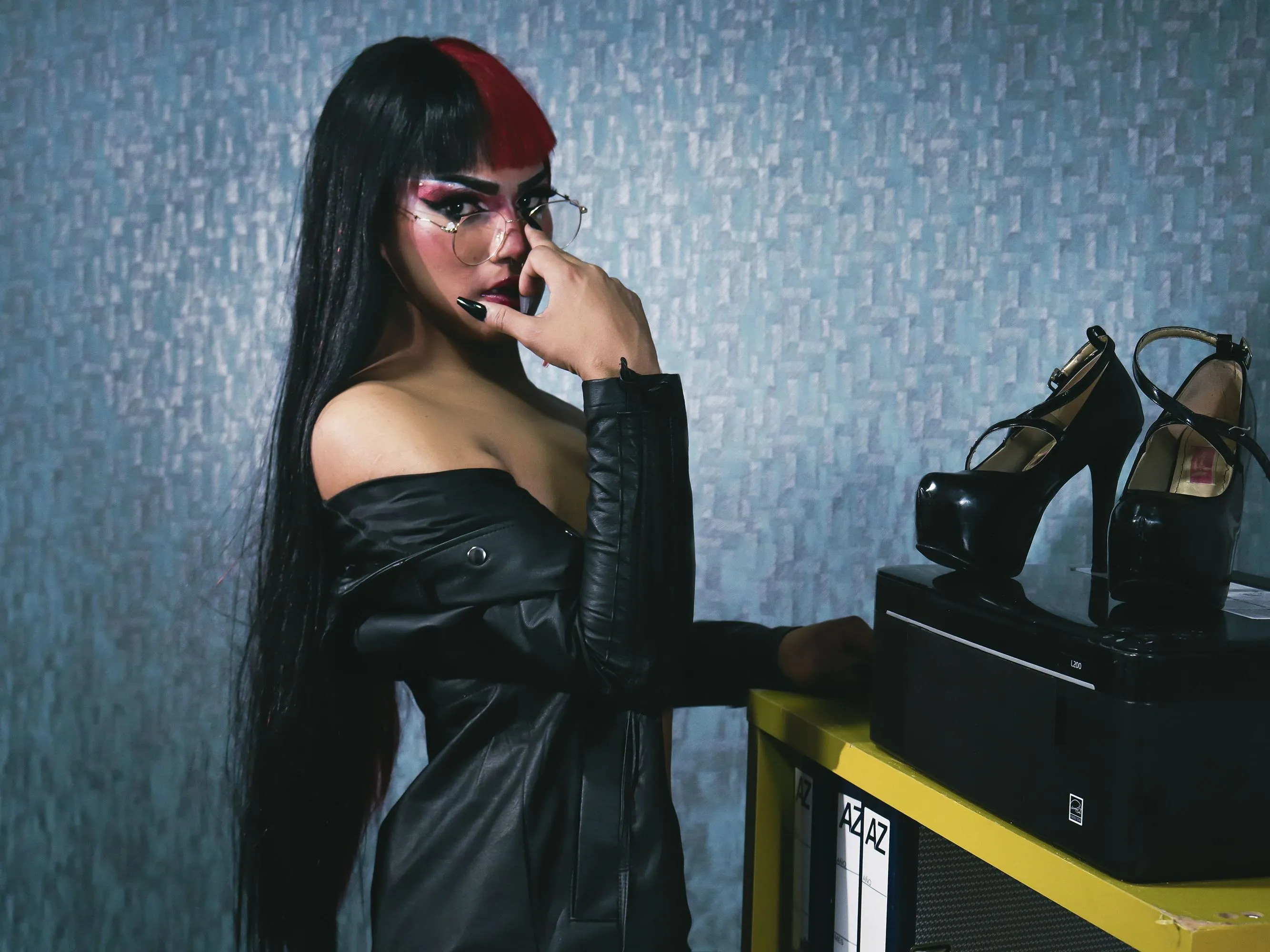 ElektrahWhite cam model profile picture