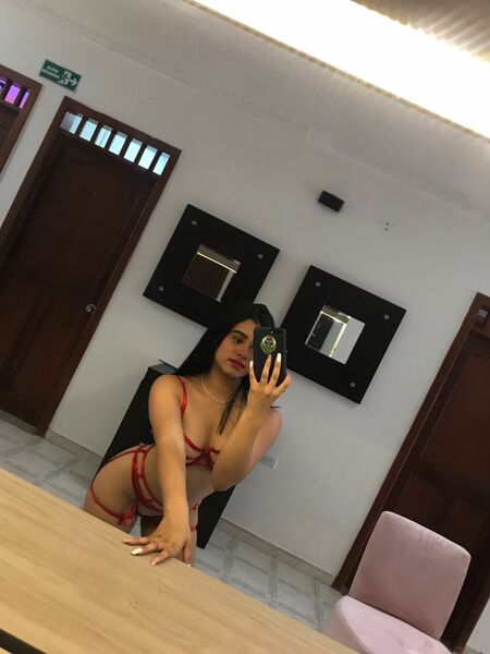 Performer sabrinacooper19 Photo 5